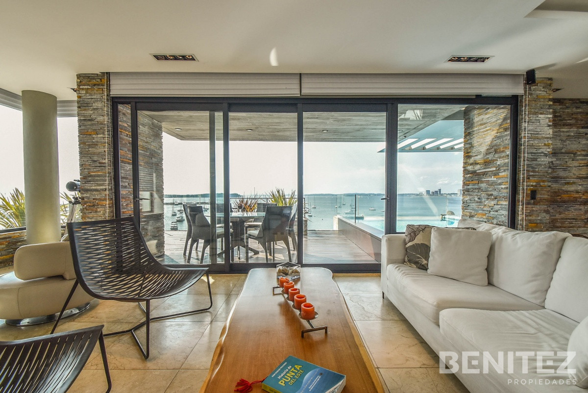 Apartamento ID.8465 - Le Bleu. Pent-House. Frente al Puerto con el diseño de Carlos Ott.