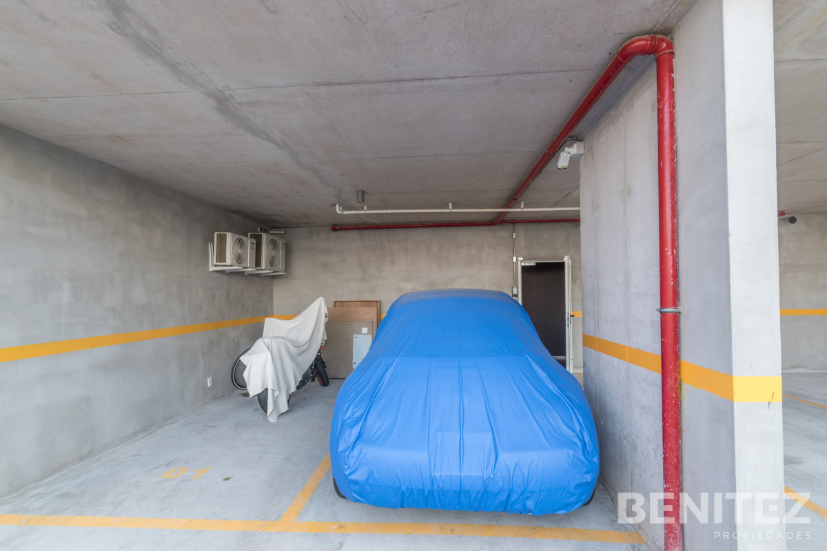 Apartamento ID.9606 - SUDESTE. Excelente apartamento en moderno edificio.