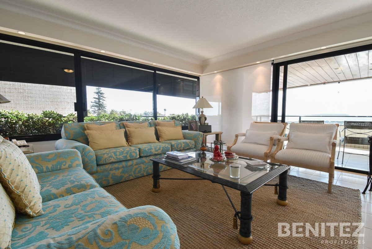 Apartamento ID.8634 - Portofino. Apartamento primera fila al Puerto
