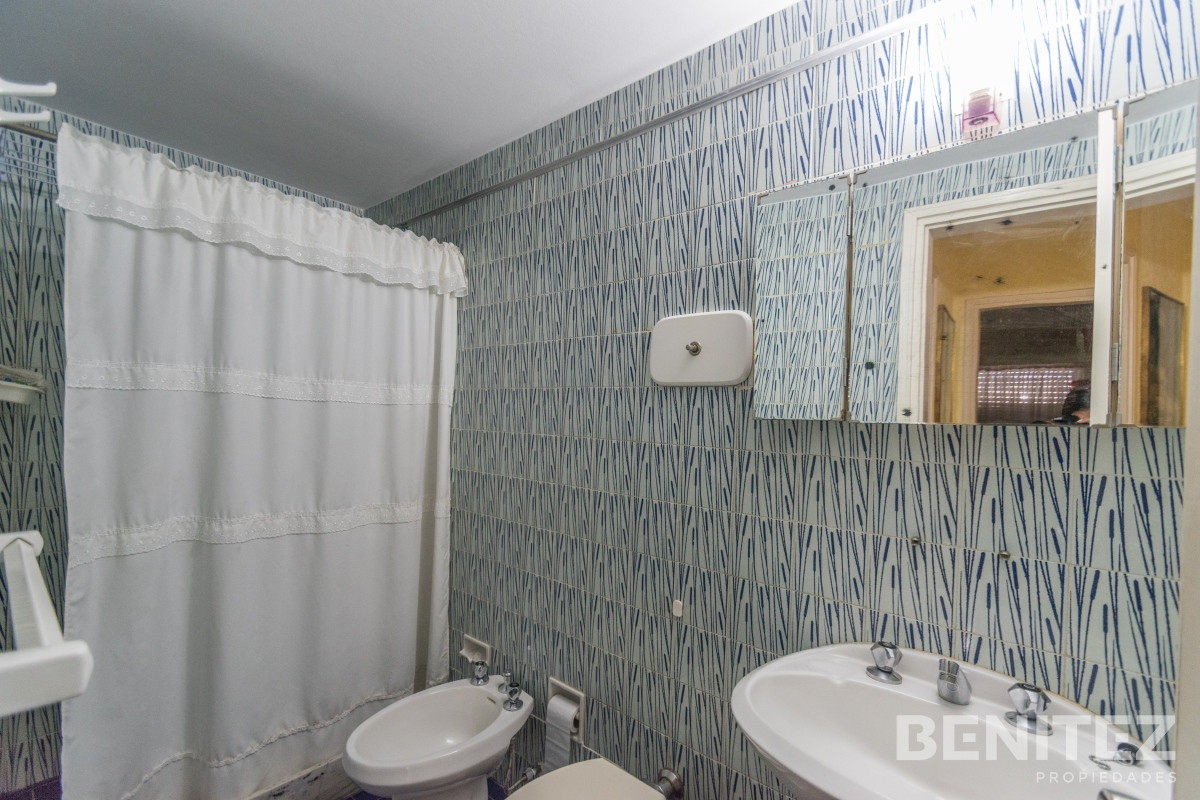 Apartamento ID.8253 - Torre en Península con piscina. Apartamento en venta de 1 dormitorio al frente.