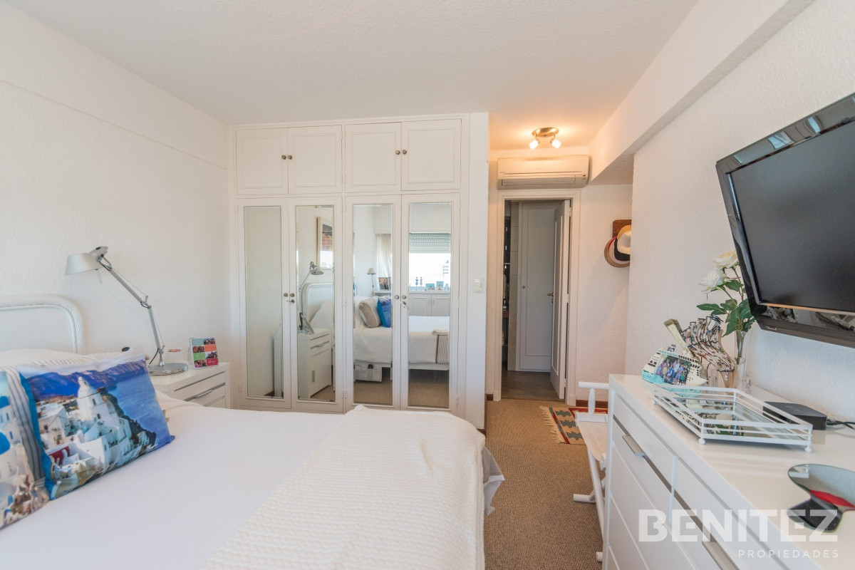 Apartamento ID.9084 - Apartamento en esquina al Puerto. Vista panorámica Puerto, Mansa y Brava. 