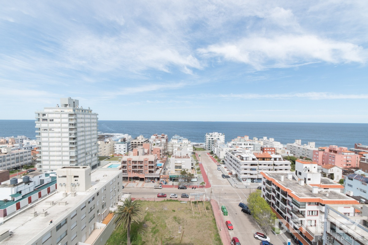 Apartamento ID.7123 - Torre Verona. Piso alto de 2 dormitorios. Reciclado.