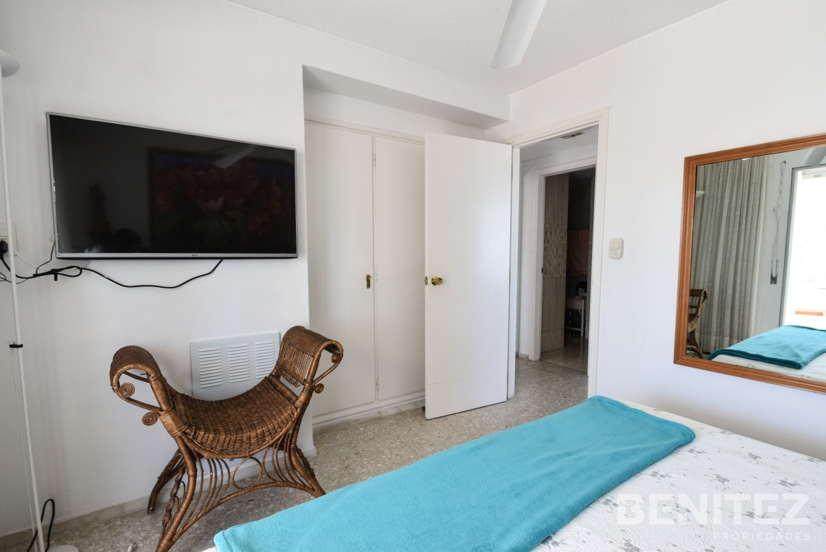 Apartamento ID.216 - Apartamento en venta de 2 dormitorios + 2 baños . Reciclado con garage