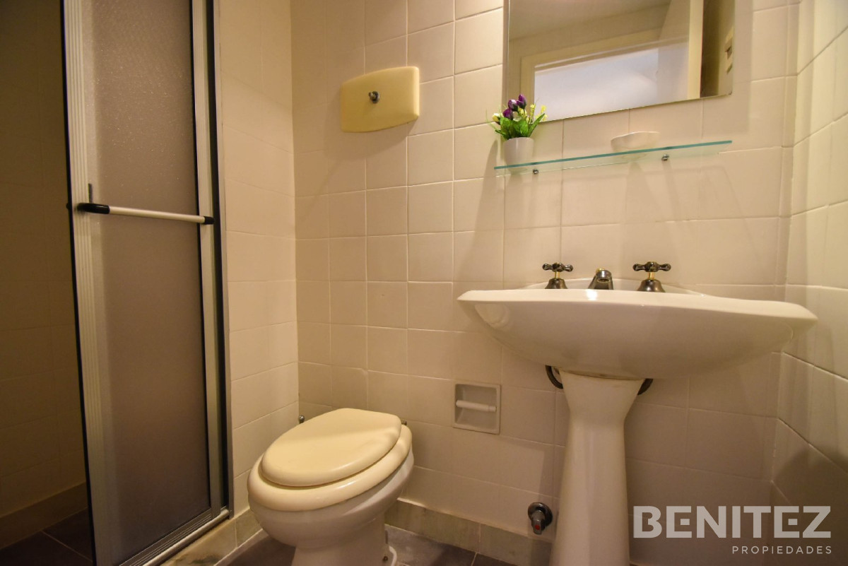 Apartamento ID.272 - Zona Peninsula. Torre con servicios. 2 dormitorios esquinero. 