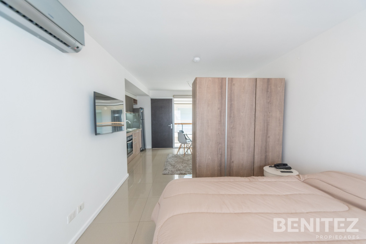 Apartamento ID.7814 - Gala Puerto equipado. Monoambiente + balcon. Zona Puerto