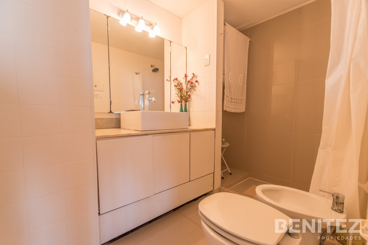 Apartamento ID.1429 - Vista al Puerto. Amplio apartamento de 1 dormitorio y medio.