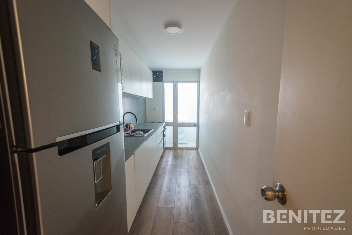 Apartamento ID.575 - Imperdible! Apartamento esquinero de 3 dormitorios. Reciclado.