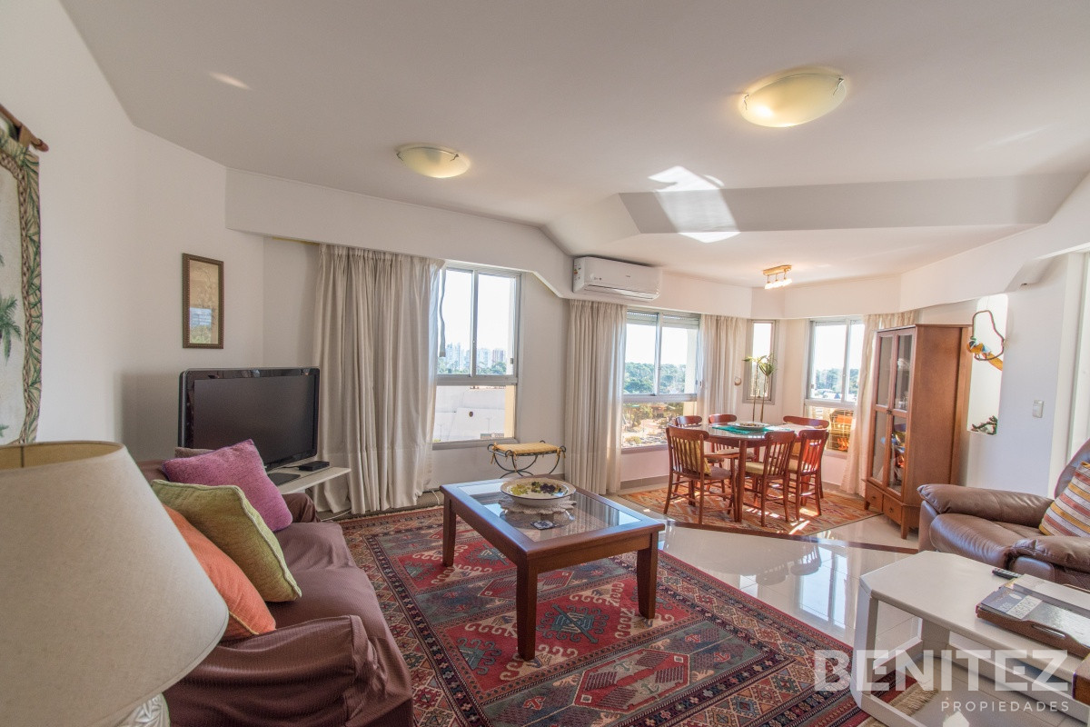 Apartamento ID.9106 - Oportunidad Frente a Punta Shopping. Excelente orientación al Mar!