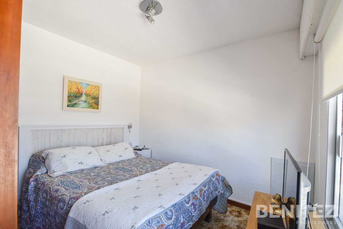 Apartamento ID.8587 - A metros del Puerto. Excelente apartamento 1 dormitorio. Torre con servicios