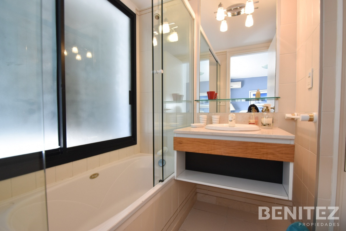 Apartamento ID.8634 - Portofino. Apartamento primera fila al Puerto