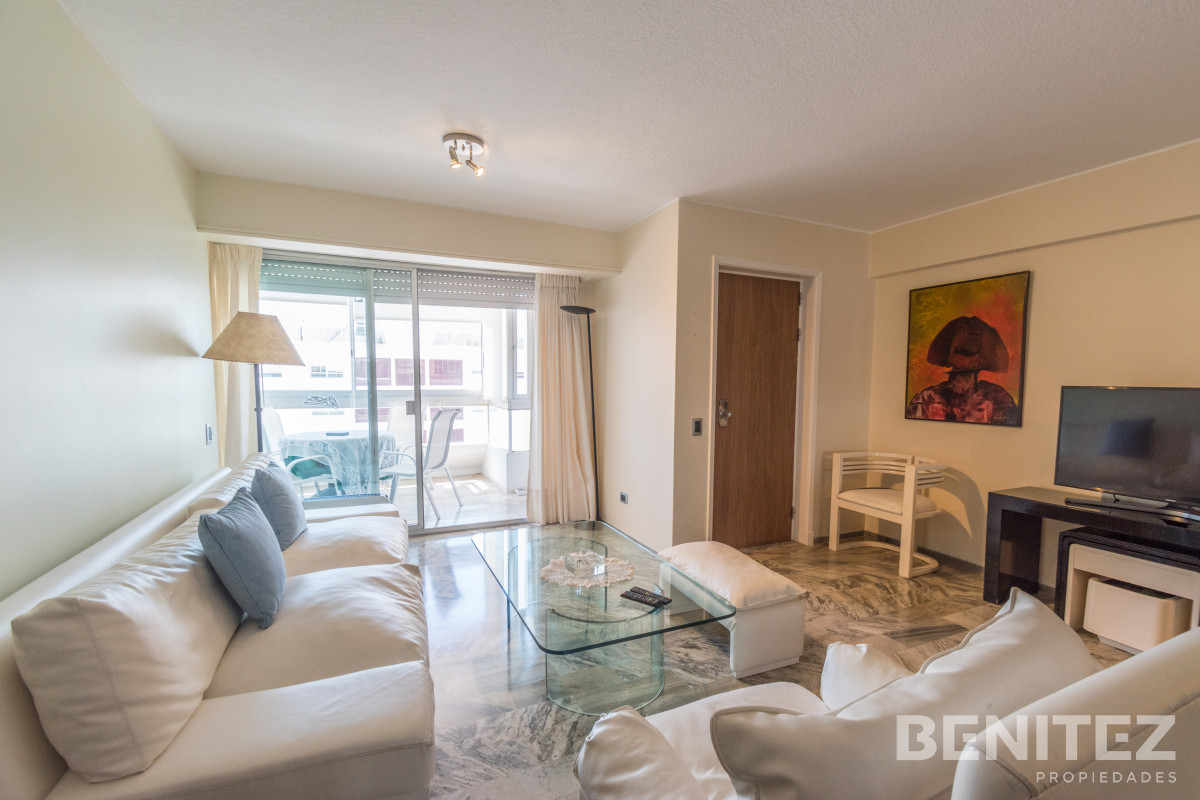 Apartamento ID.9520 - Apartamento Reciclado de 3 dormitorios en venta