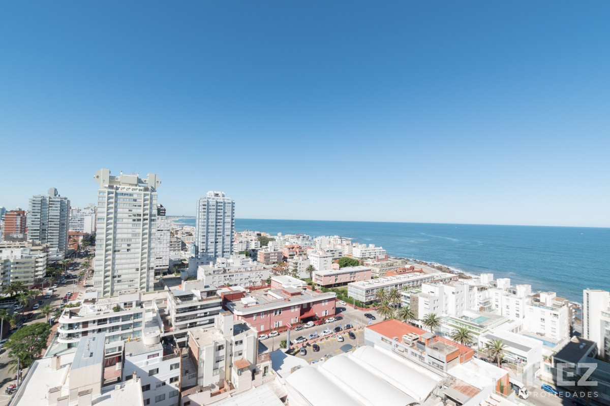 Apartamento ID.9084 - Apartamento en esquina al Puerto. Vista panorámica Puerto, Mansa y Brava. 