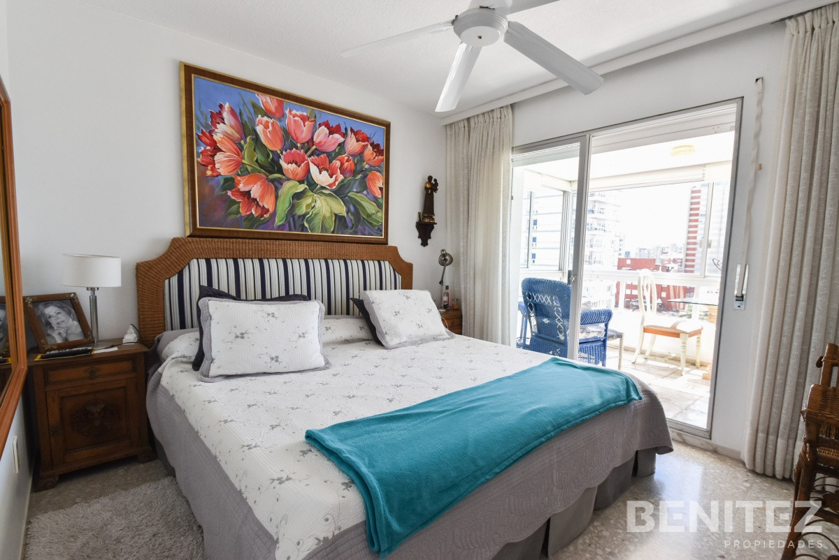 Apartamento ID.216 - Apartamento en venta de 2 dormitorios + 2 baños . Reciclado con garage