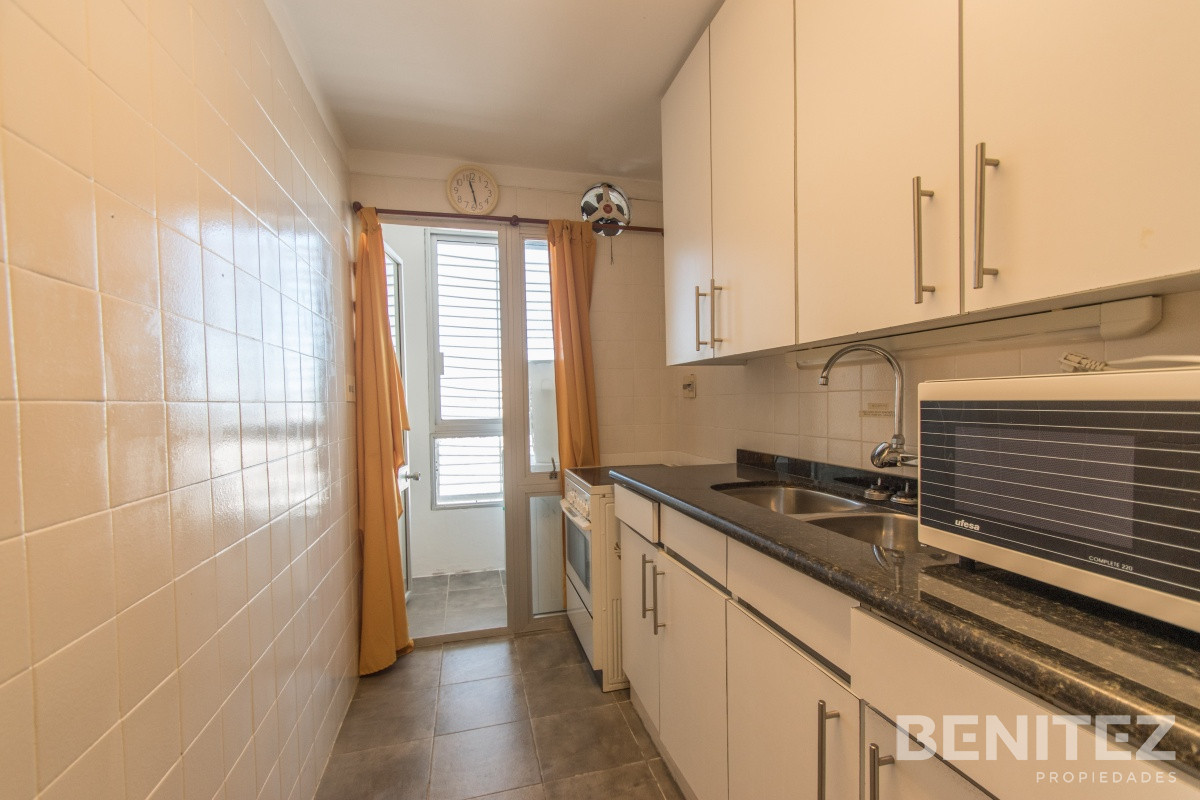 Apartamento ID.272 - Zona Peninsula. Torre con servicios. 2 dormitorios esquinero. 