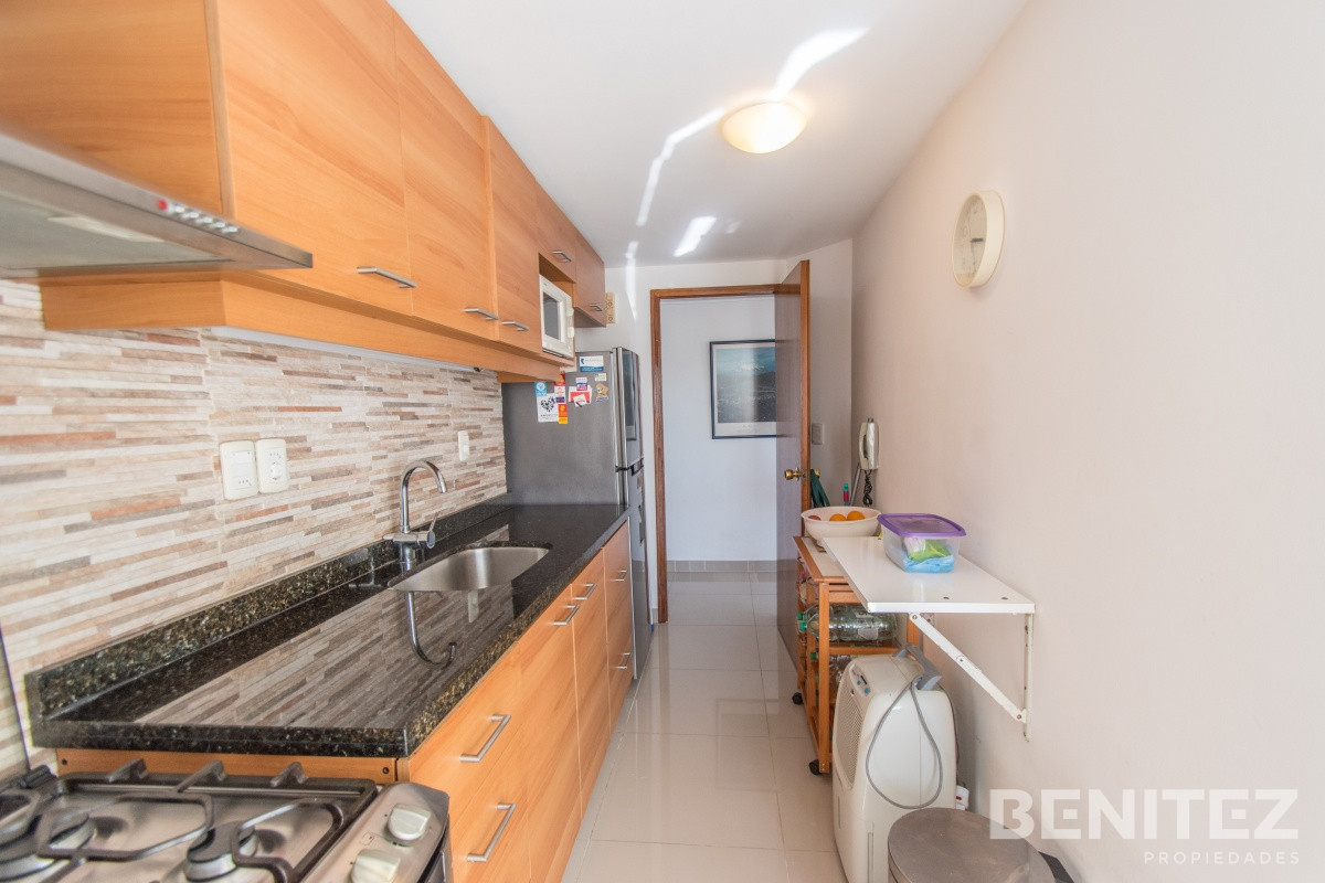 Apartamento ID.9106 - Oportunidad Frente a Punta Shopping. Excelente orientación al Mar!