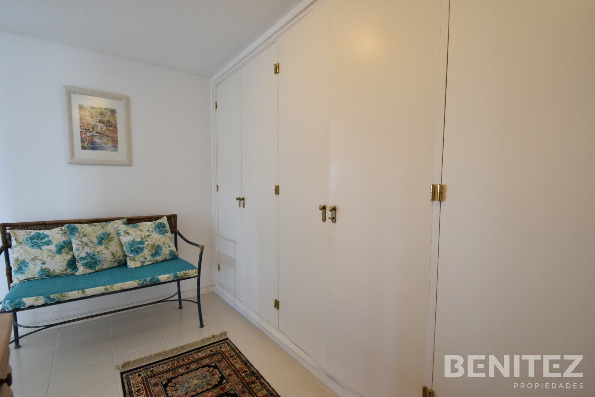 Apartamento ID.8634 - Portofino. Apartamento primera fila al Puerto