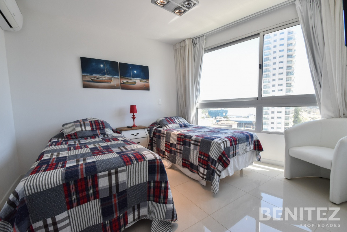 Apartamento ID.8590 - GALA VISTA. Apartamento de 3 dormitorios + 3 baños en venta. Equipado!