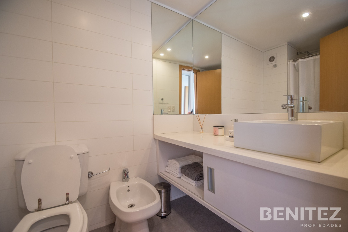 Apartamento ID.8385 - Bellagio Tower. Esquinero de 3 dormitorios. Equipado.