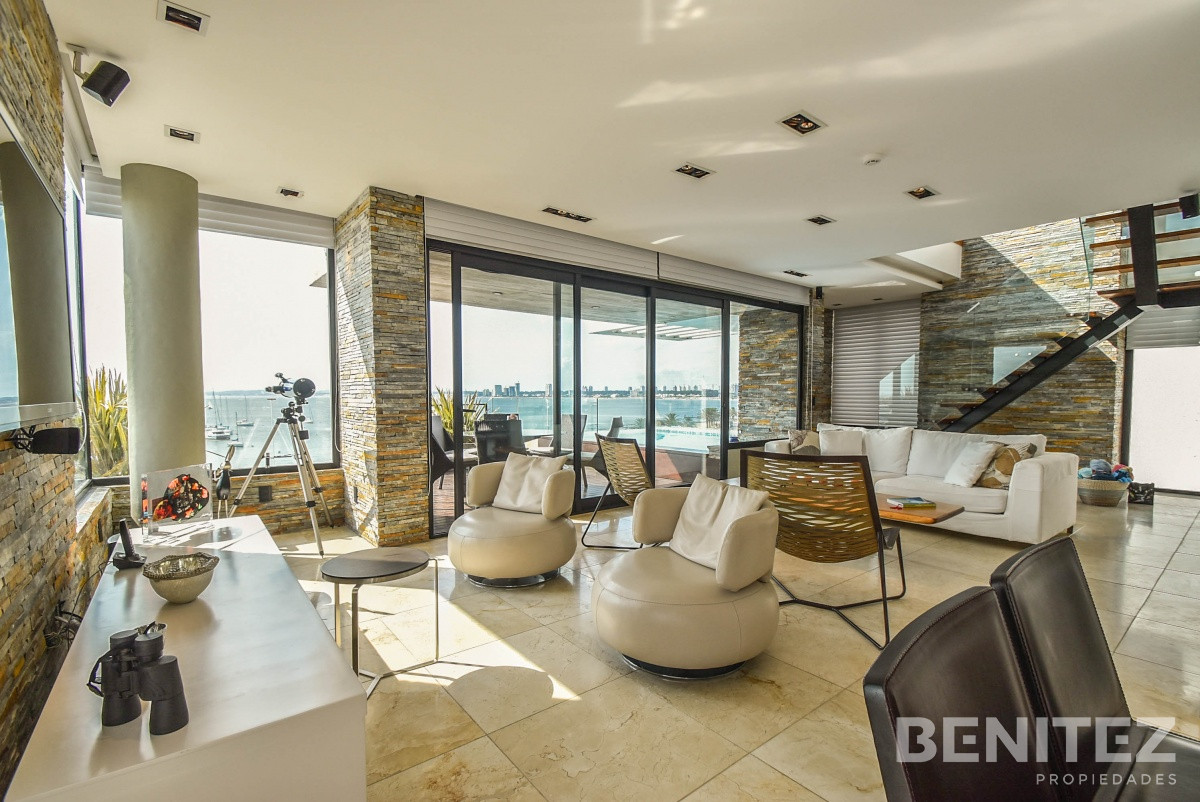 Apartamento ID.8465 - Le Bleu. Pent-House. Frente al Puerto con el diseño de Carlos Ott.