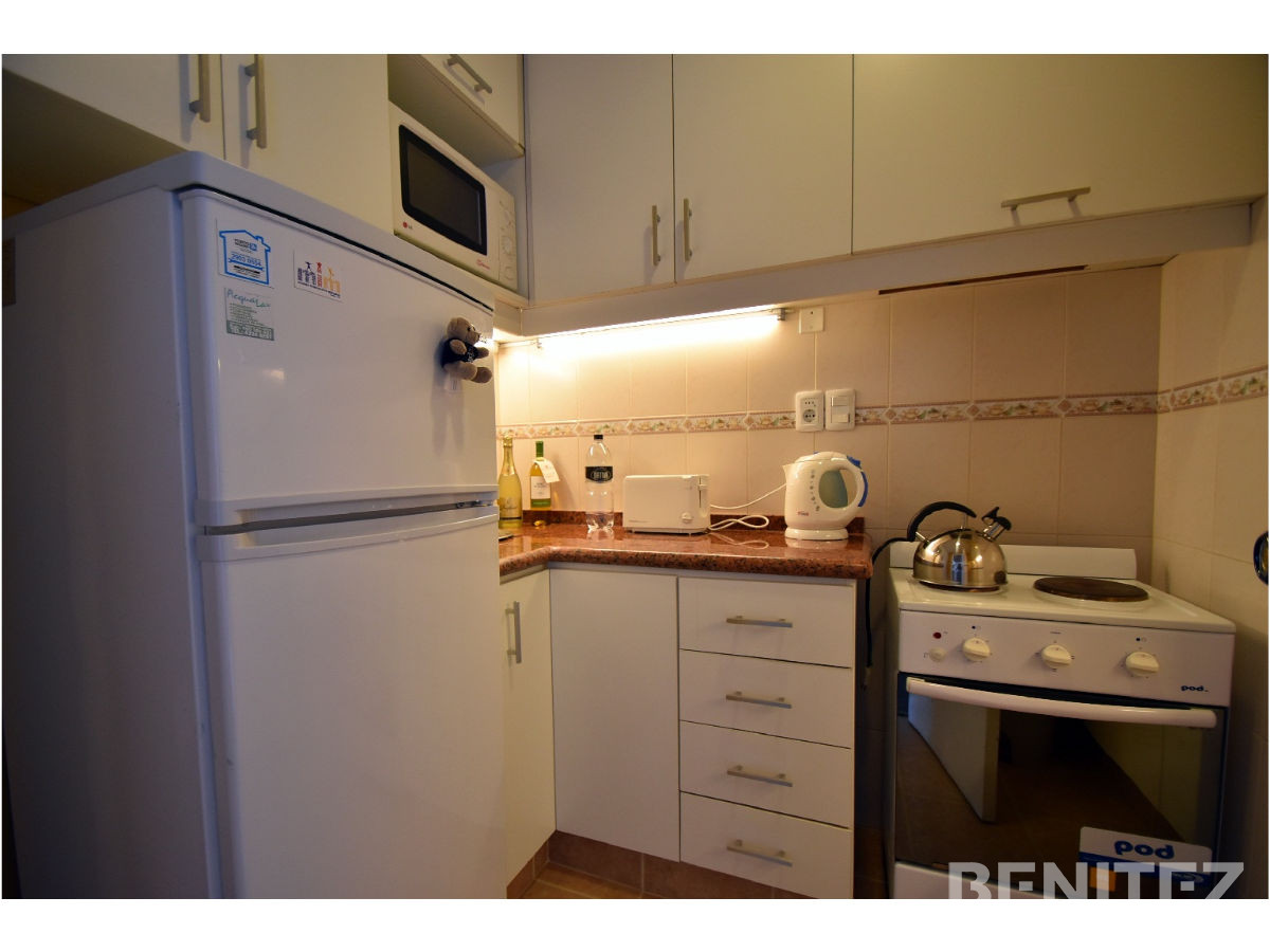 Apartamento ID.7354 - Único! Primera fila al Puerto. Amplio living. 1 dorm + 2 baños. 