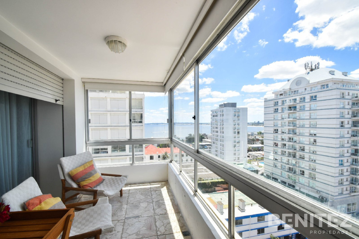 Apartamento ID.272 - Zona Peninsula. Torre con servicios. 2 dormitorios esquinero. 