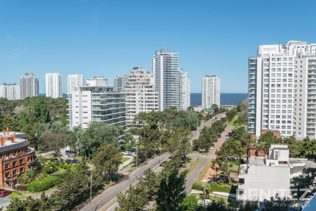 Apartamento ID.9605 - Gala Vista. Esquinero equipado de 3 dormitorios.
