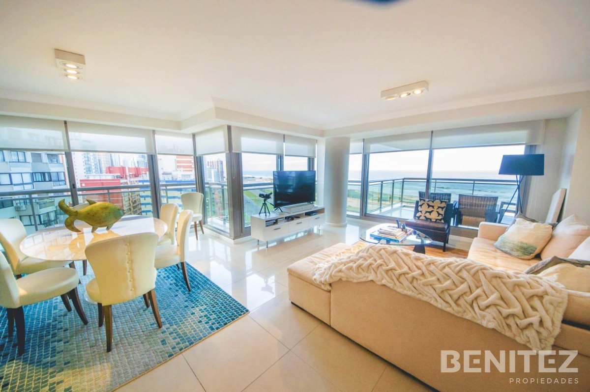 Apartamento ID.9484 - Espectacular Esquinero en Piso Alto en Imperiale