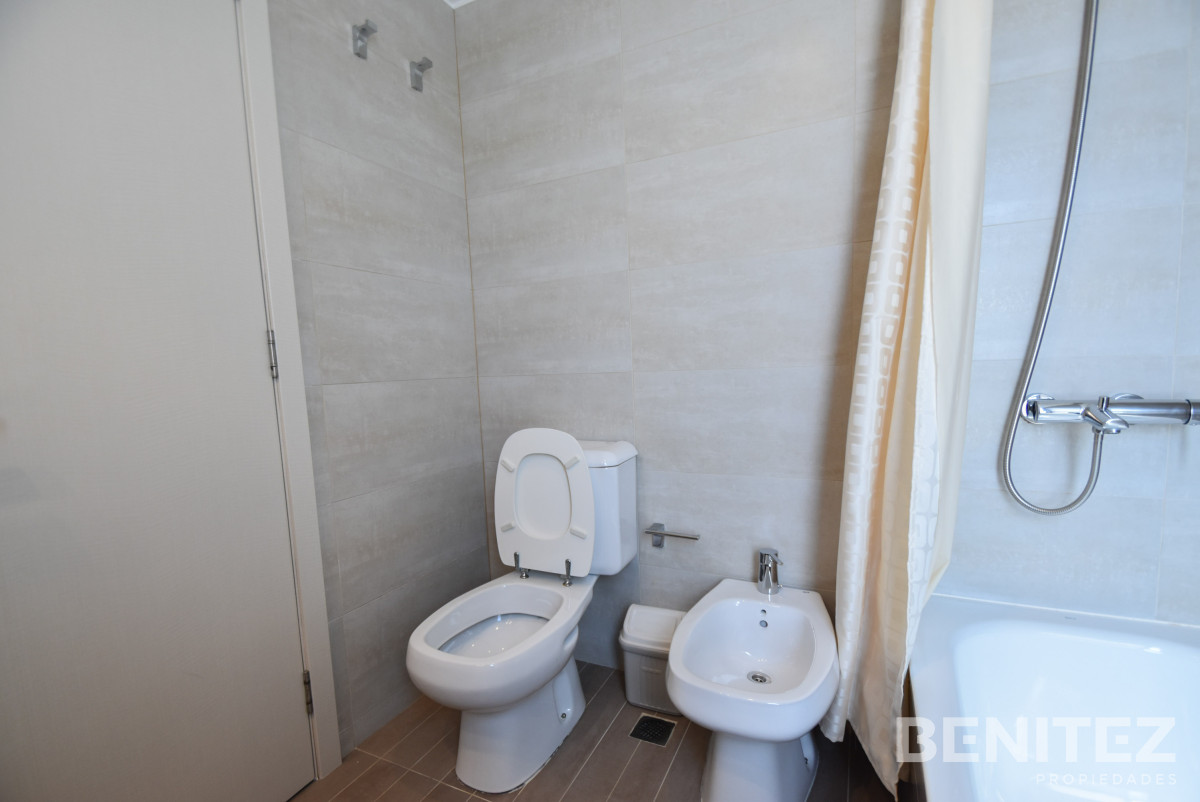 Apartamento ID.8590 - GALA VISTA. Apartamento de 3 dormitorios + 3 baños en venta. Equipado!