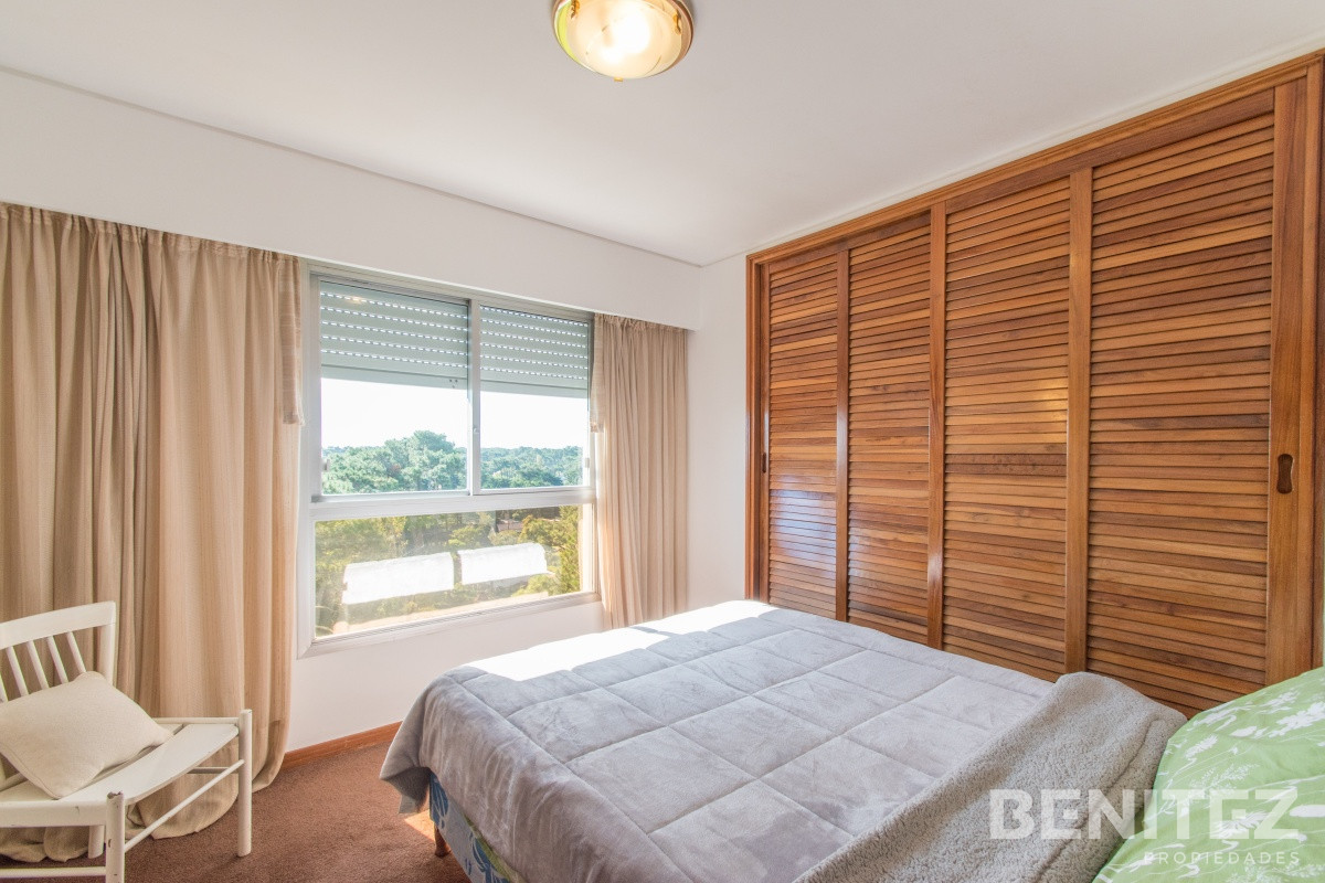 Apartamento ID.9106 - Oportunidad Frente a Punta Shopping. Excelente orientación al Mar!