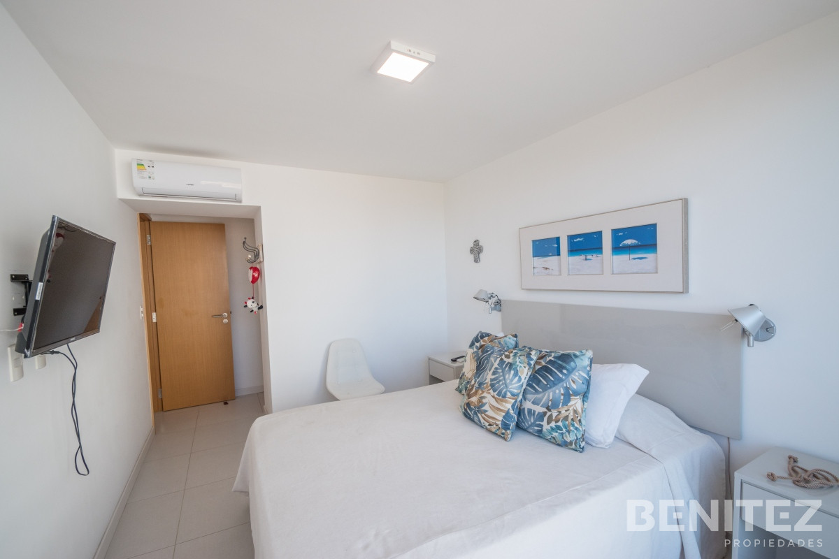 Apartamento ID.8385 - Bellagio Tower. Esquinero de 3 dormitorios. Equipado.