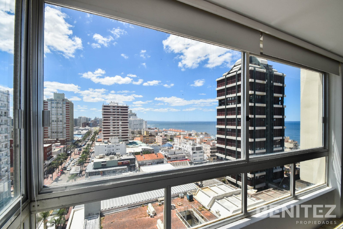 Apartamento ID.272 - Zona Peninsula. Torre con servicios. 2 dormitorios esquinero. 