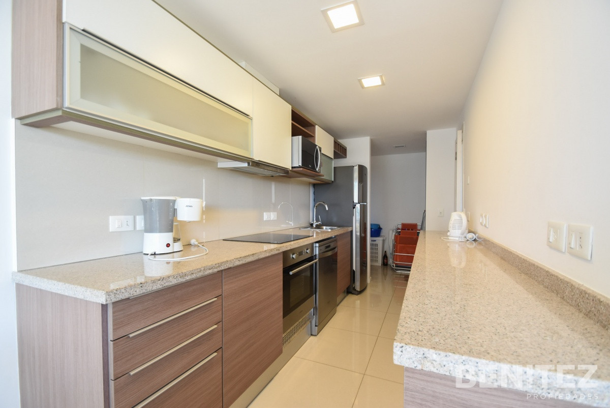 Apartamento ID.8590 - GALA VISTA. Apartamento de 3 dormitorios + 3 baños en venta. Equipado!