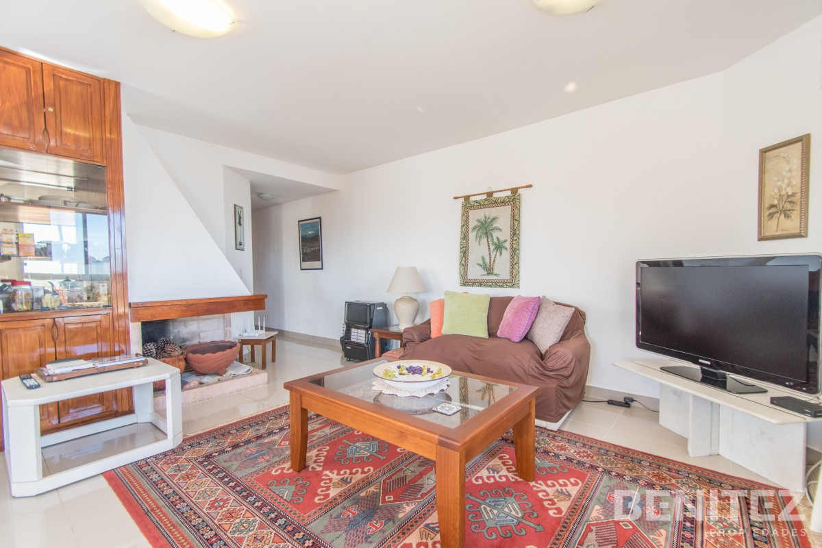 Apartamento ID.9106 - Oportunidad Frente a Punta Shopping. Excelente orientación al Mar!