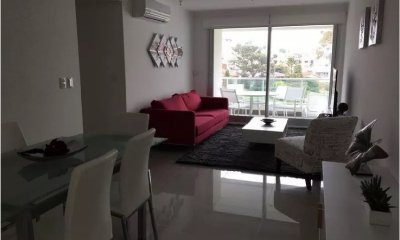 Apartamento en venta de 2 dormitorios + 2 baños . Playa Brava