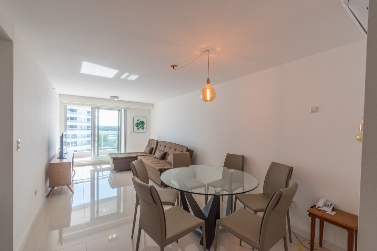 Look Brava. Apartamento 1 dormitorios + 2 baños. Equipado divino!