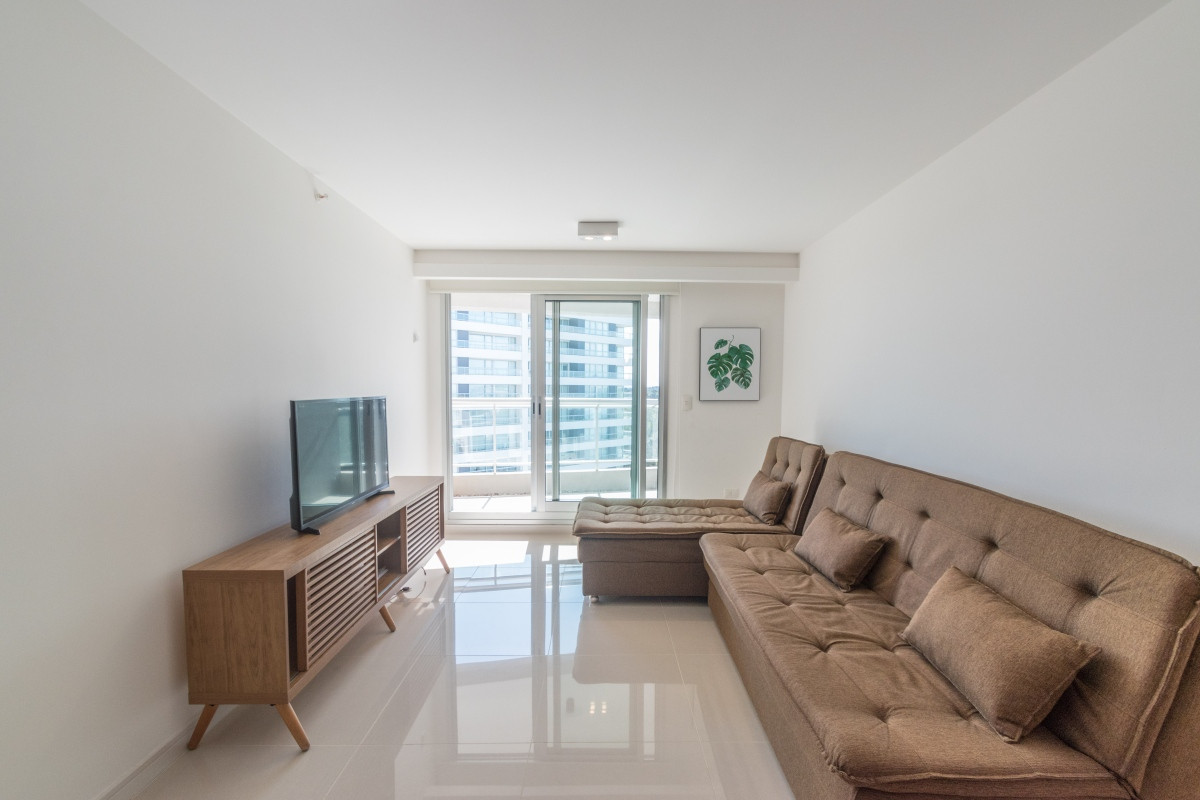 Look Brava. Apartamento 1 dormitorios + 2 baños. Equipado divino!