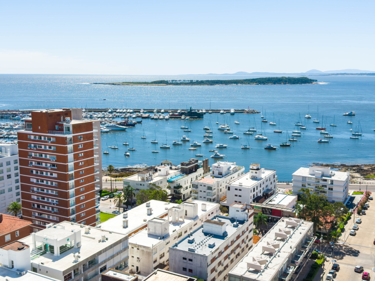 Impresionante vista! Totalmente reciclado! Apartamento en venta al Puerto. 