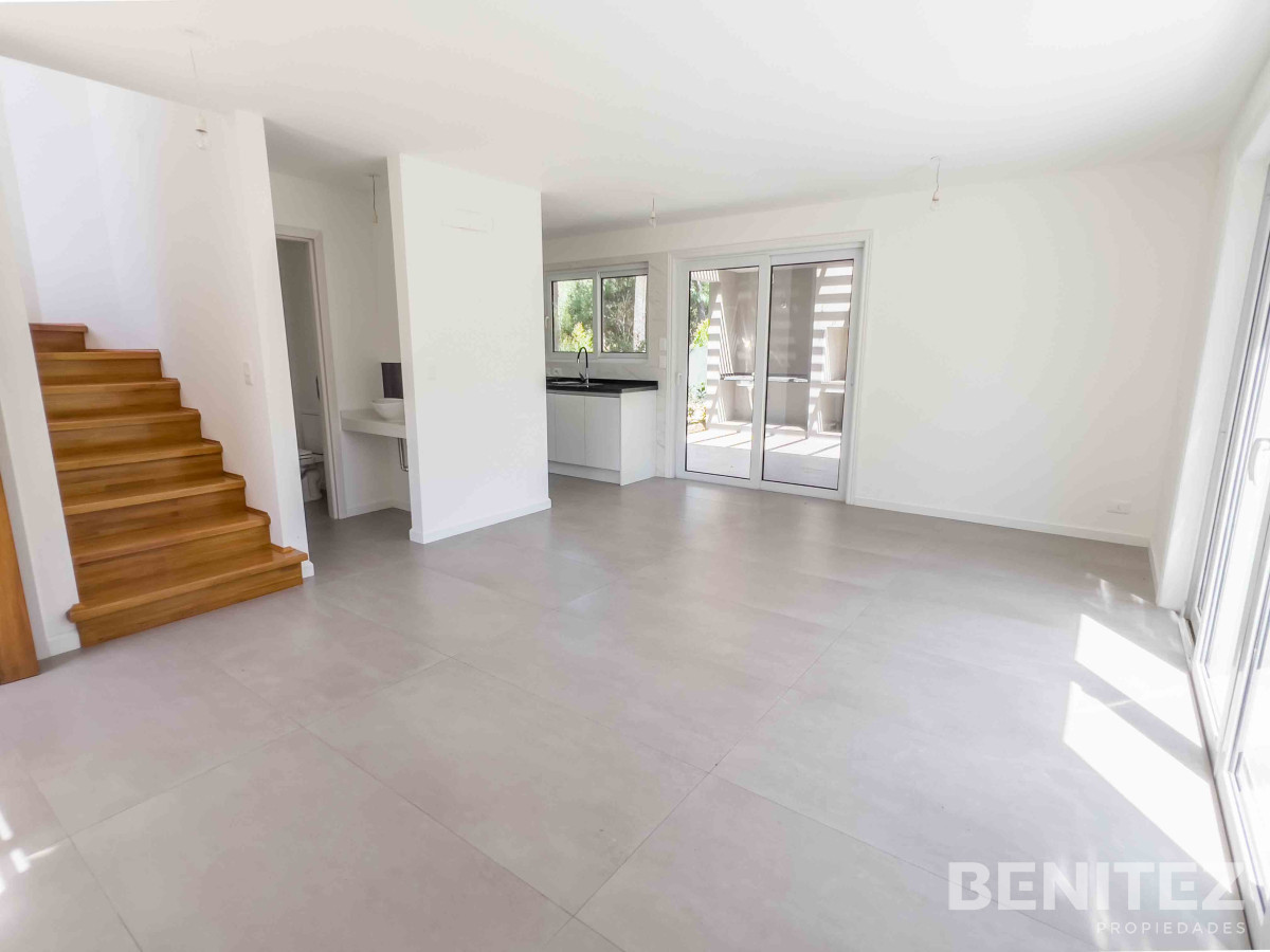 Casa ID.9428 - Santa Barbara. Modernas casas a estrenar en Parque Burnett