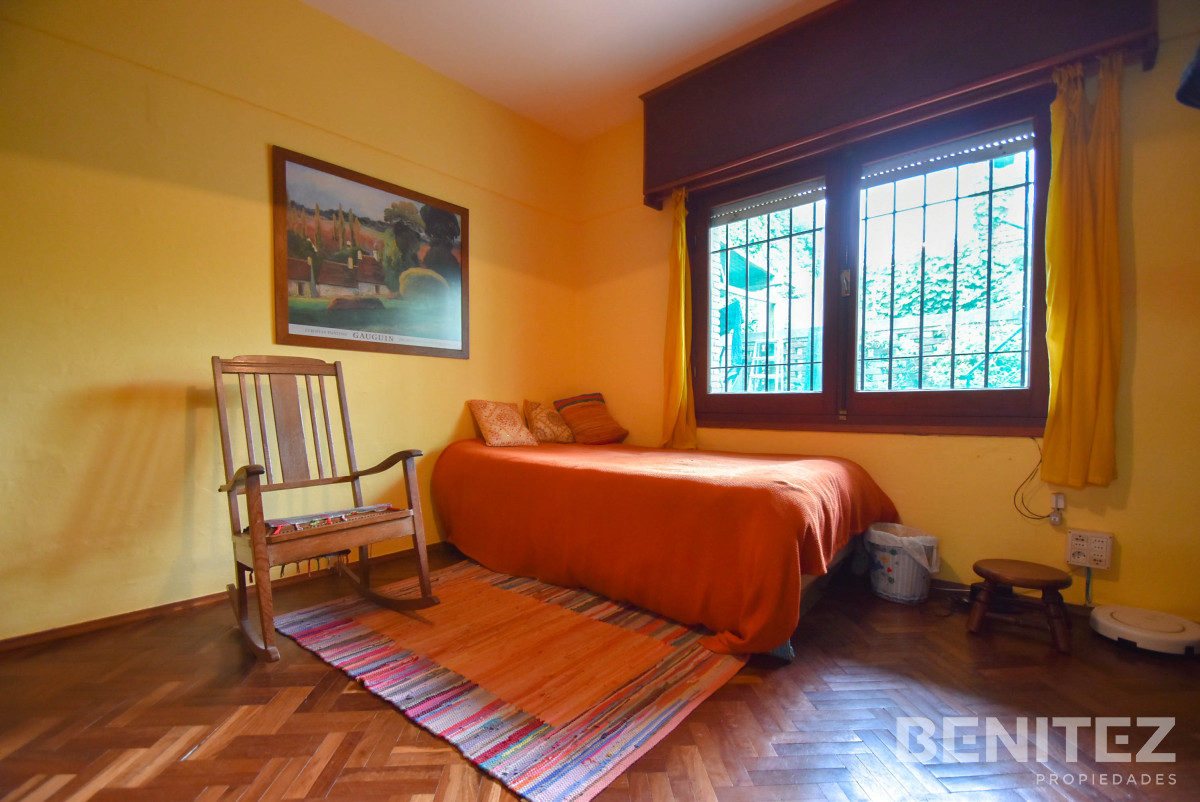 Casa ID.8250 - Playa Mansa. A 200 metros del Mar. Casa de 3 dormitorios.