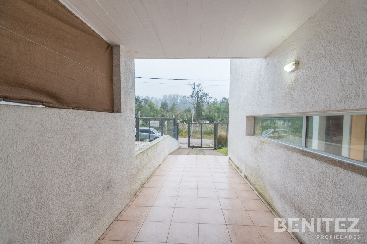 Casa ID.9179 - Casa en Rincon del Indio. Diseño minimalista. Super funcional.