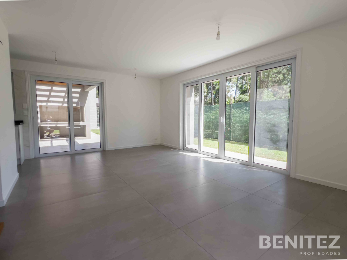 Casa ID.9428 - Santa Barbara. Modernas casas a estrenar en Parque Burnett