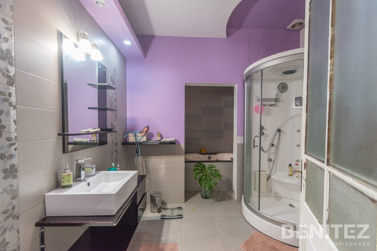 Casa ID.9417 - CASA DE 4 DORMITORIOS EN VENTA