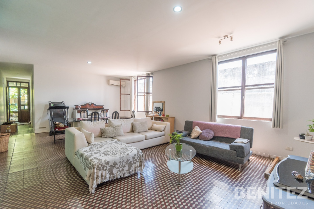 Casa ID.9417 - CASA DE 4 DORMITORIOS EN VENTA