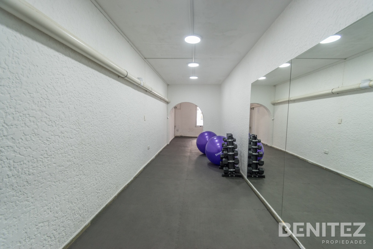 Apartamento ID.8253 - Torre en Península con piscina. Apartamento en venta de 1 dormitorio al frente.