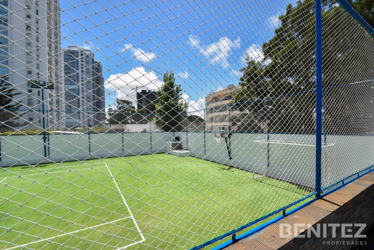 Apartamento ID.5998 - Seasons Tower piso alto! 2 dormitorios con espectacular vista. Playa Mansa