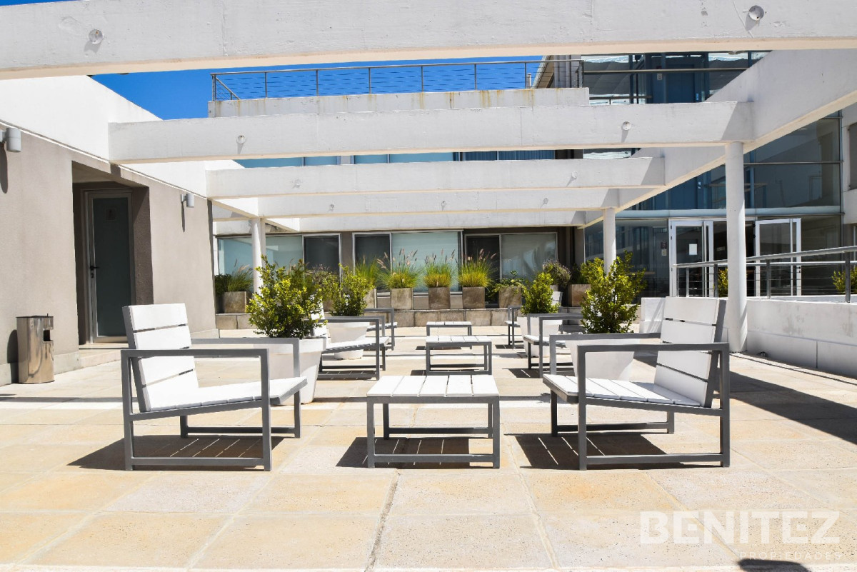 Apartamento ID.7814 - Gala Puerto equipado. Monoambiente + balcon. Zona Puerto