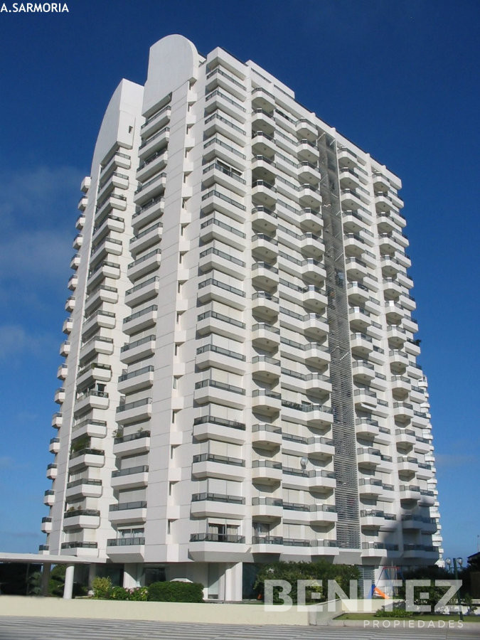 Apartamento ID.7024 - Apartamento de 1 dormitorio en alquiler. Imperdible sobre la Brava! Excelente torre con servicios!