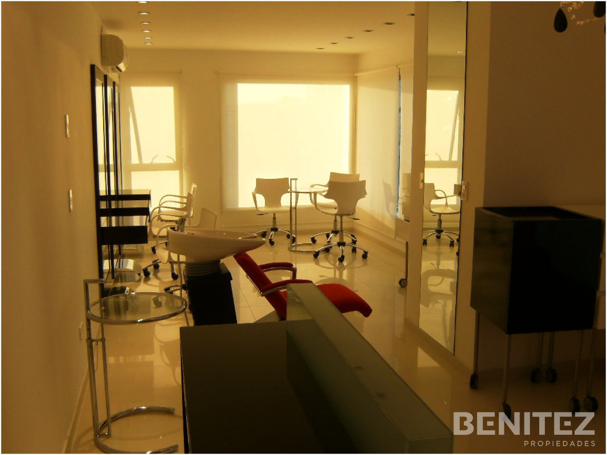 Apartamento ID.5998 - Seasons Tower piso alto! 2 dormitorios con espectacular vista. Playa Mansa