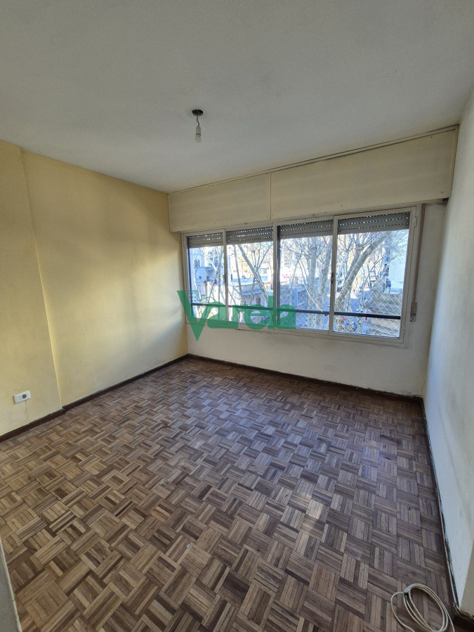 Apartamento ID.22675 - Alquiler 18 de Julio esq Martin C Martinez 1 dom y medio