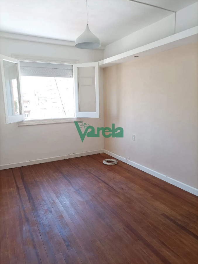 Apartamento ID.22855 - Venta Apartamento 2 Dormitorios 1 Baño Cordon Apto Banco